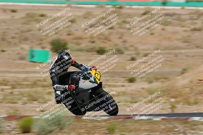 media/Jun-05-2022-WERA (Sun) [[64b01df28d]]/Practice Races/5-750 cc and Up Novices/